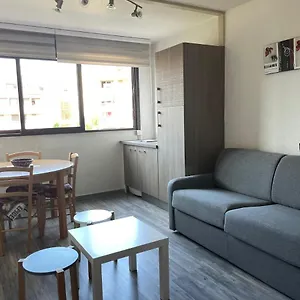  Appartement Fréjus, Dans Résidence Avec Piscine